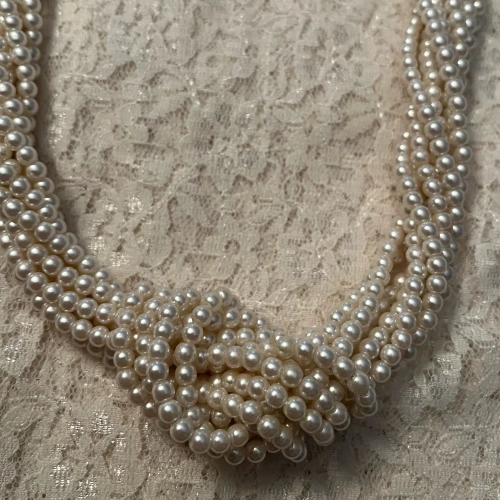 Napier/vintage 8 strand faux pearl twisted knot adjustable necklace, 18” - Picture 3 of 3